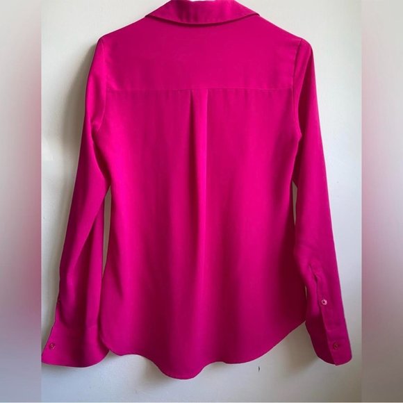 EUC Express Portofino Shirt in gorgeous fuchsia color, Size Small - Picture 4 of 5